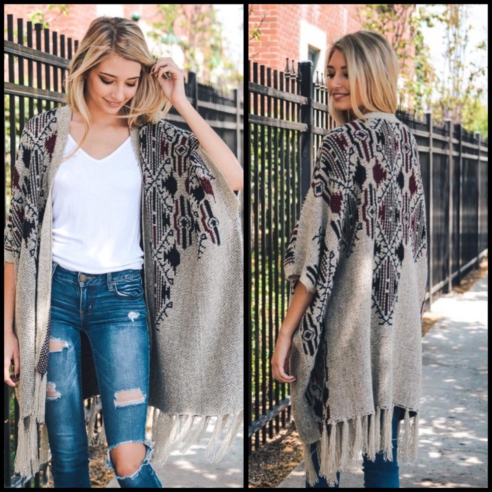 Heather Argyle Knit Ruana - Picture 2 of 3